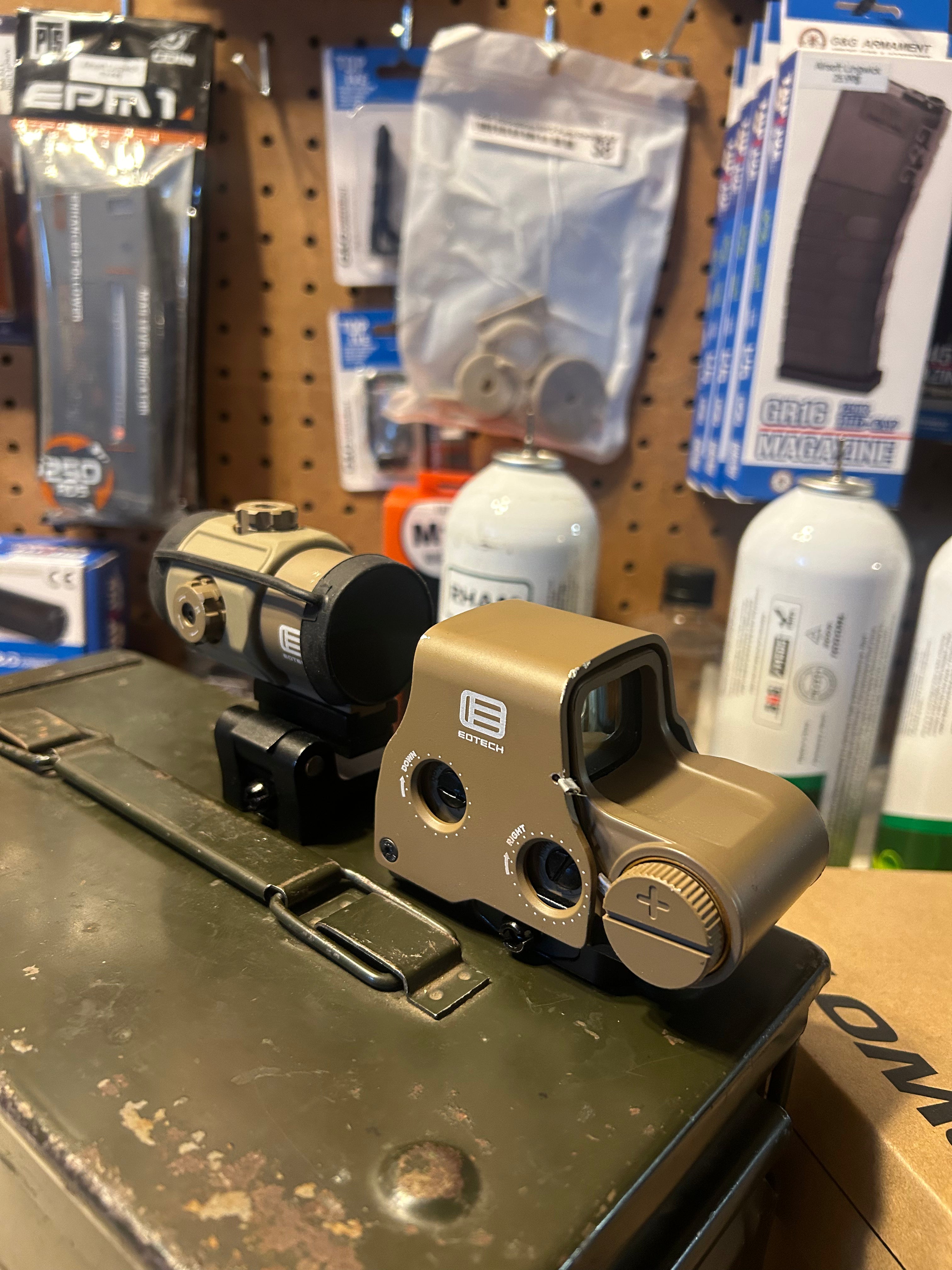 Combo EOTECH+Magnifier USED